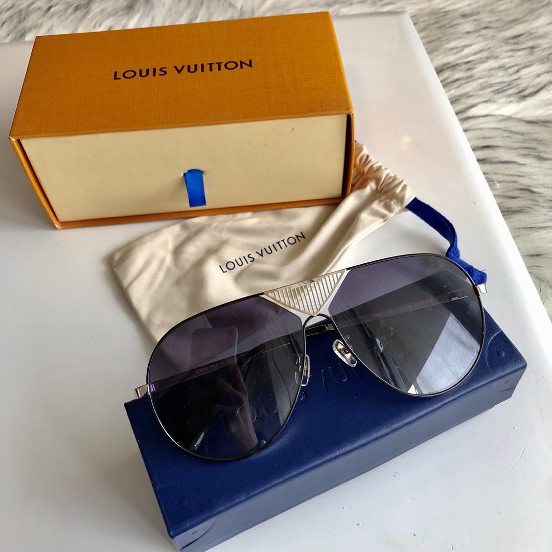 Louis Vuitton Men’s Sunglasses ASS650196